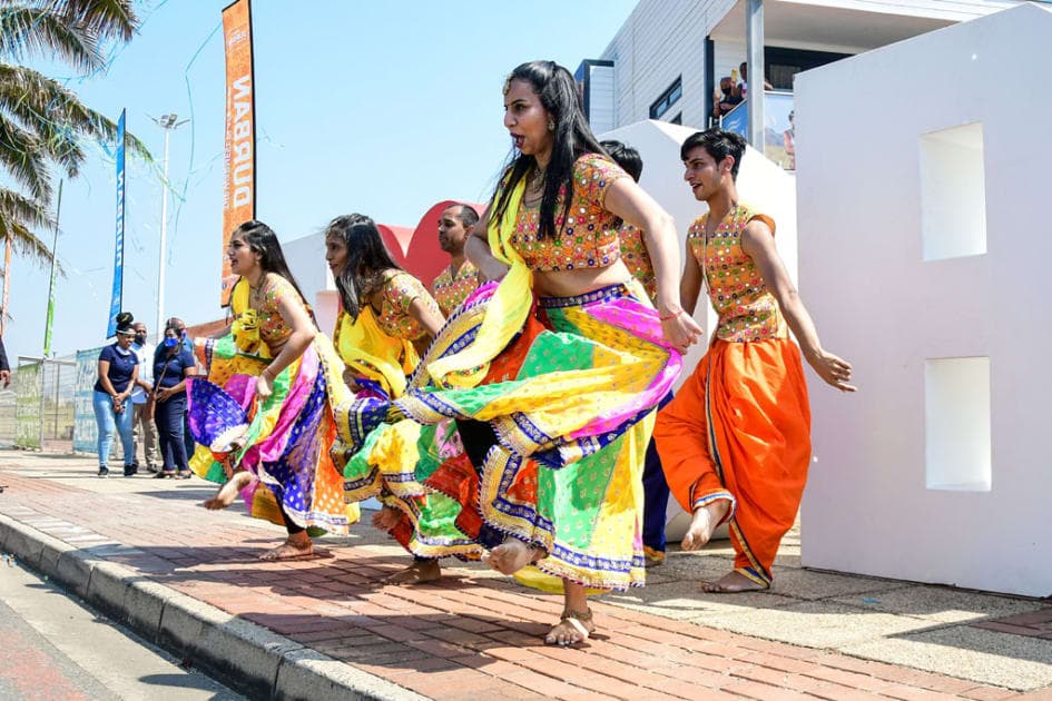 Inconvenient Truths - History, Identity, Marketing and Entrepreneurship Stories from Indians in South Africa